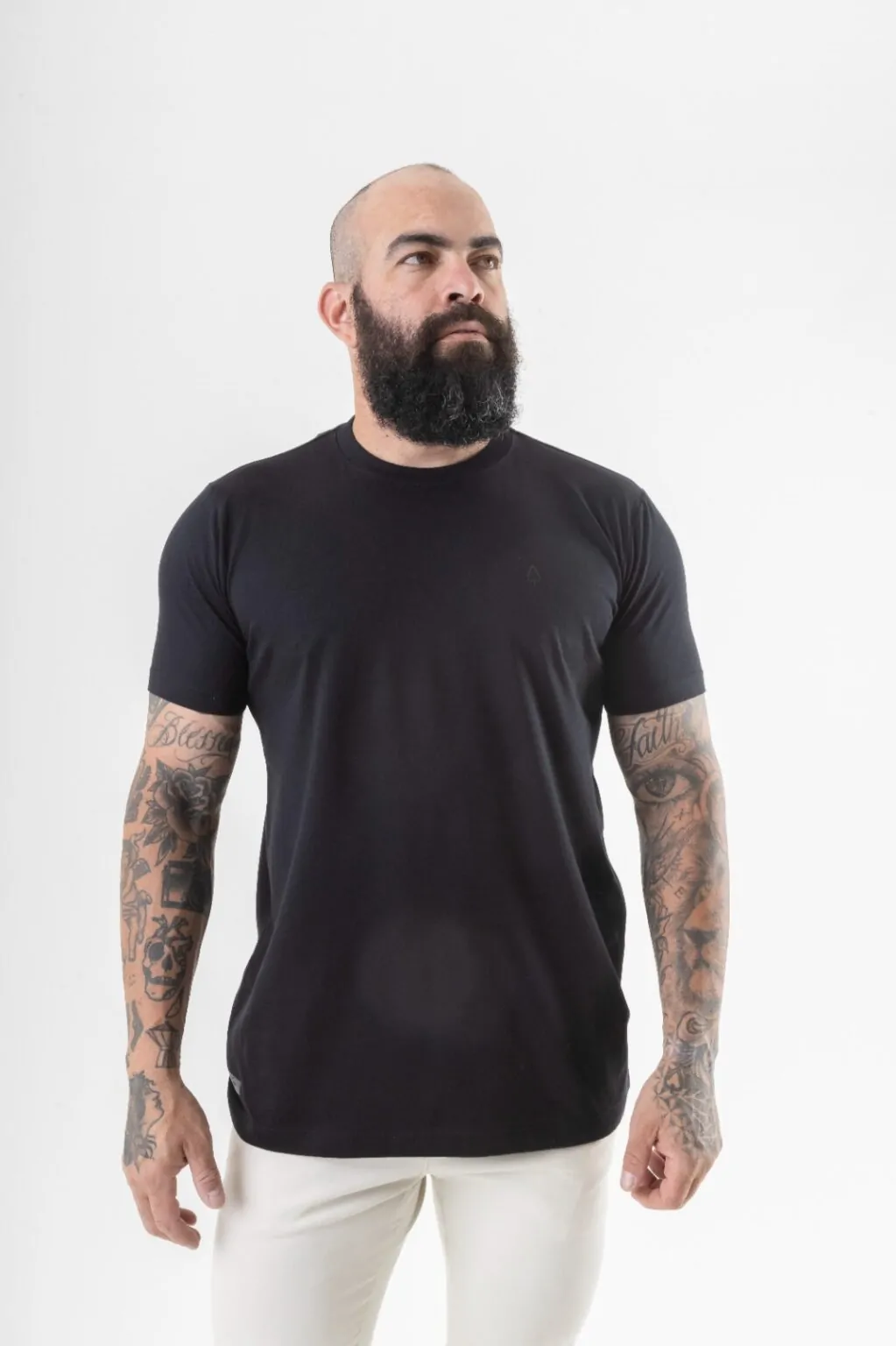 CAMISETA PIMA PRETA