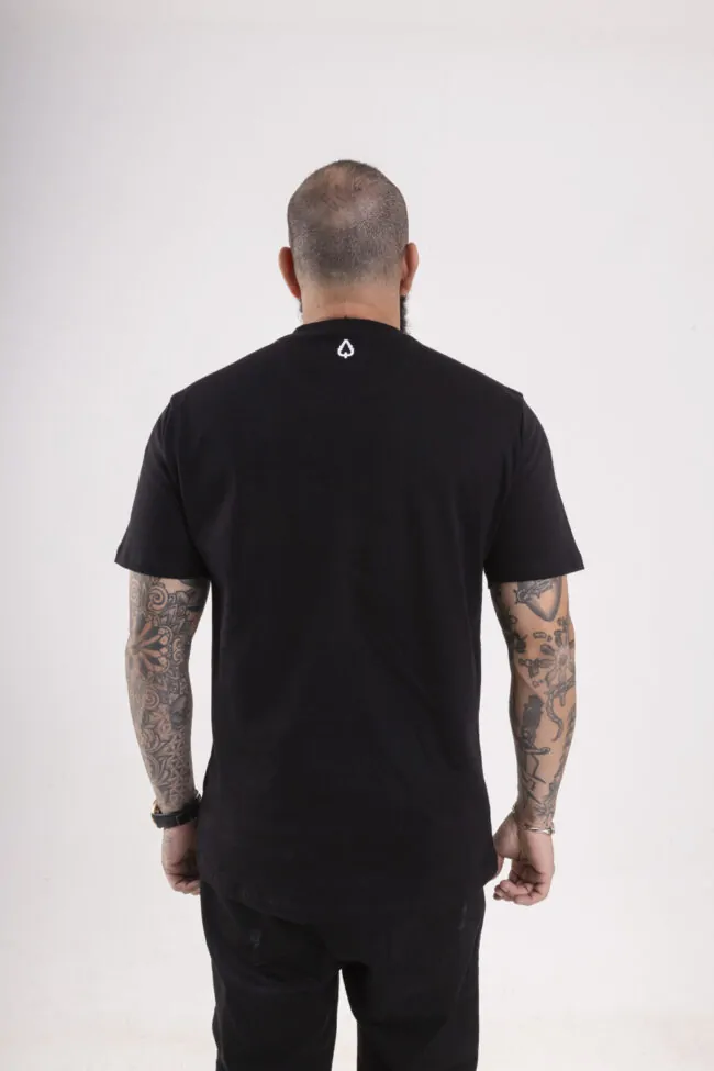 CAMISETA ESTAMPADA CLASSIC LOGO PRETA - Imagem 4
