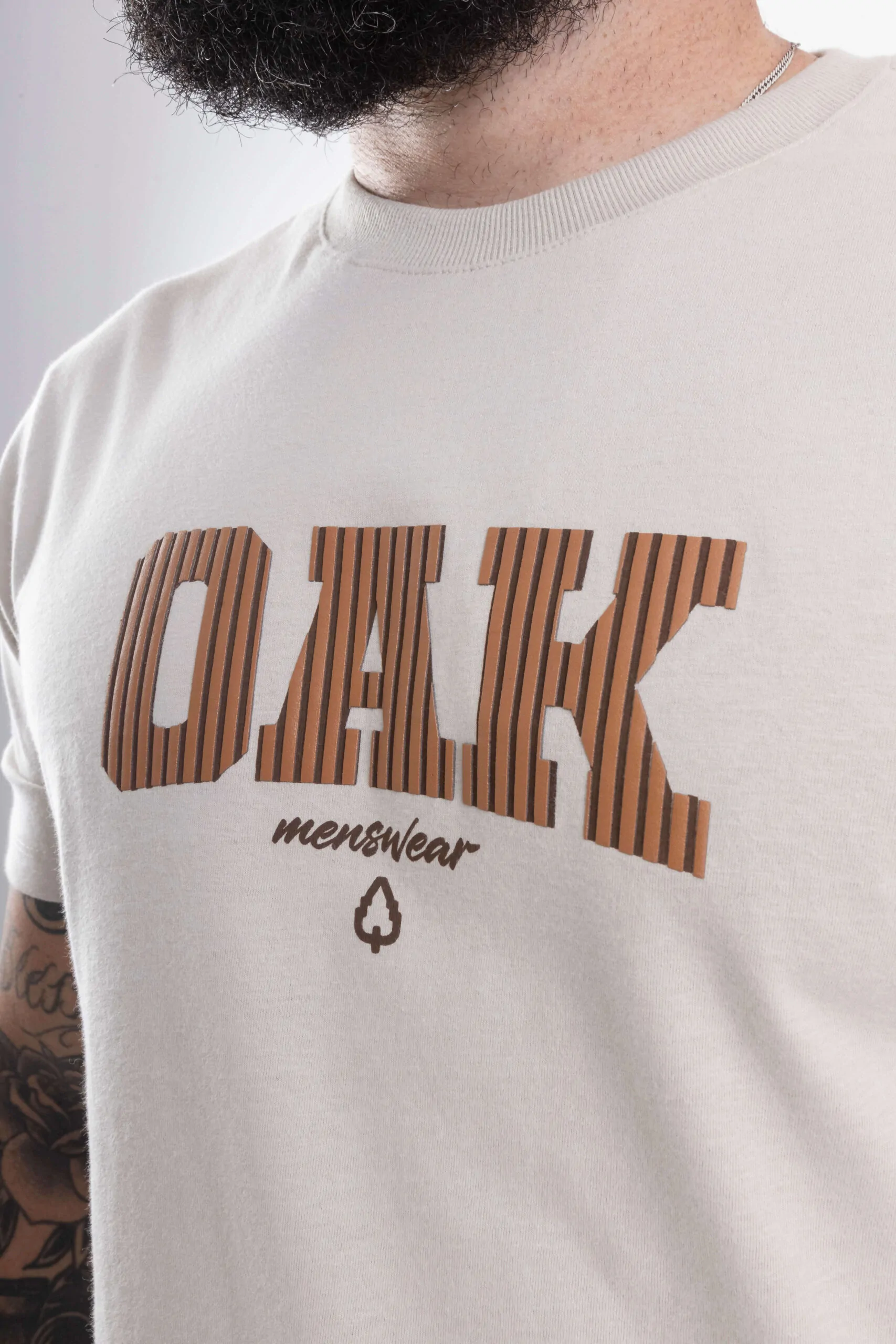 CAMISETA ESTAMPADA LONG ELEVATE OAK BEGE - Imagem 3