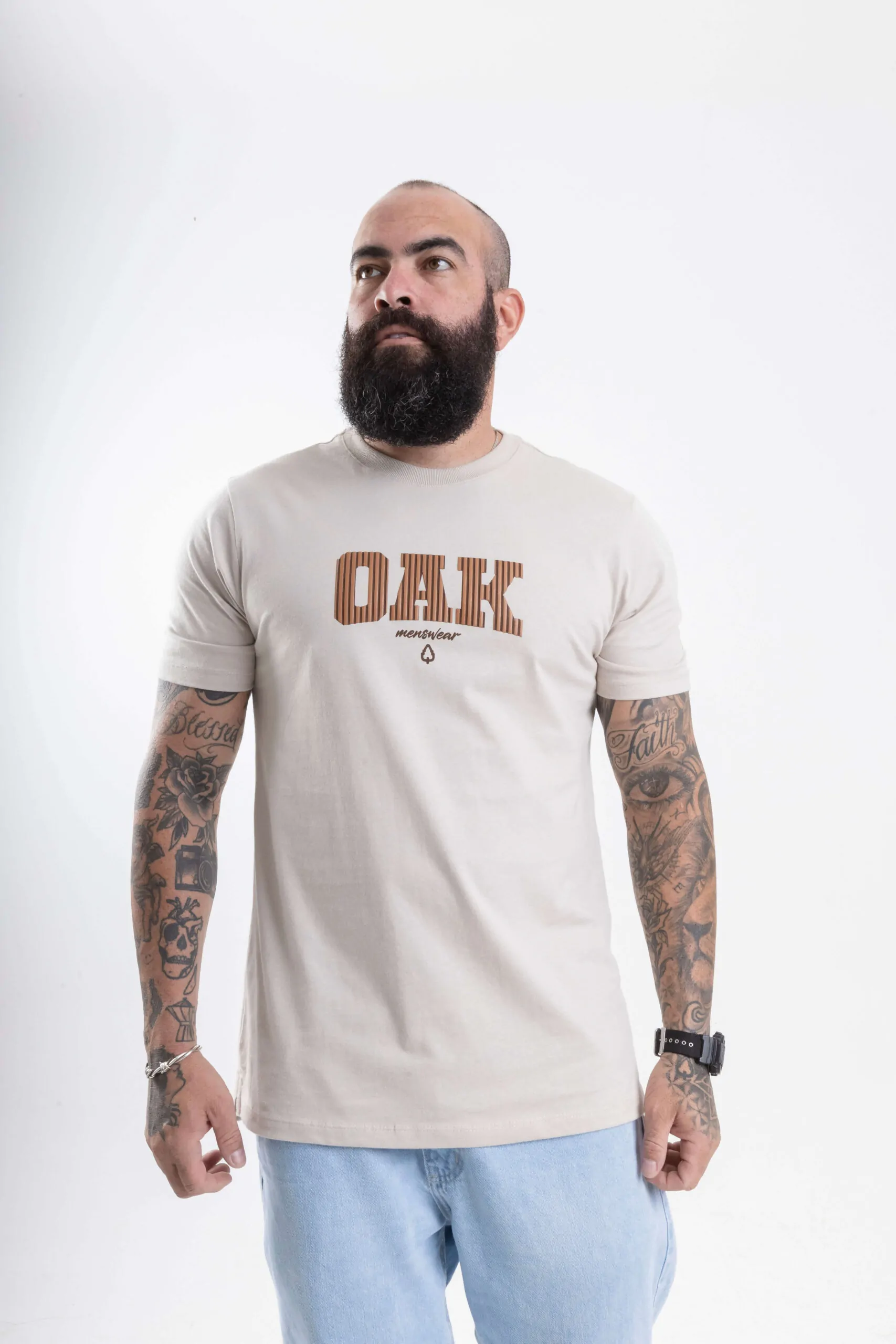 CAMISETA ESTAMPADA LONG ELEVATE OAK BEGE