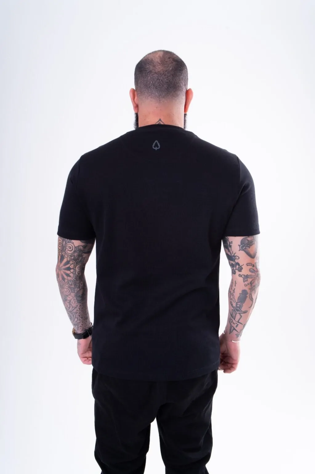 CAMISETA ESSENTIAL OAK X PRETA - Imagem 5