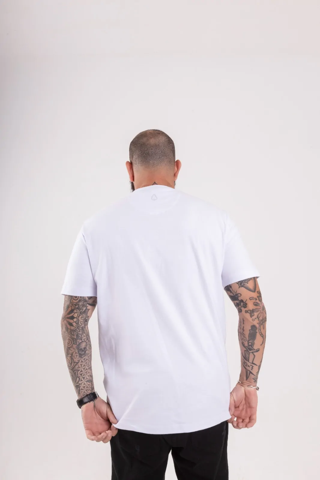 CAMISETA LONG BEST SELLER CLASSIC BRANCA - Imagem 3